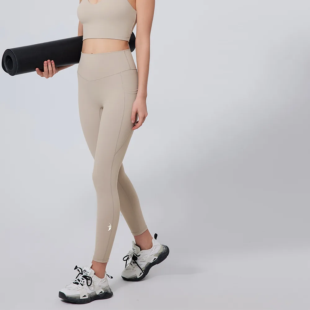 Leggings with side pockets
