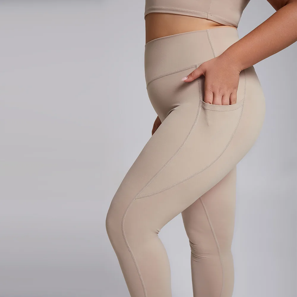 Leggings with side pockets