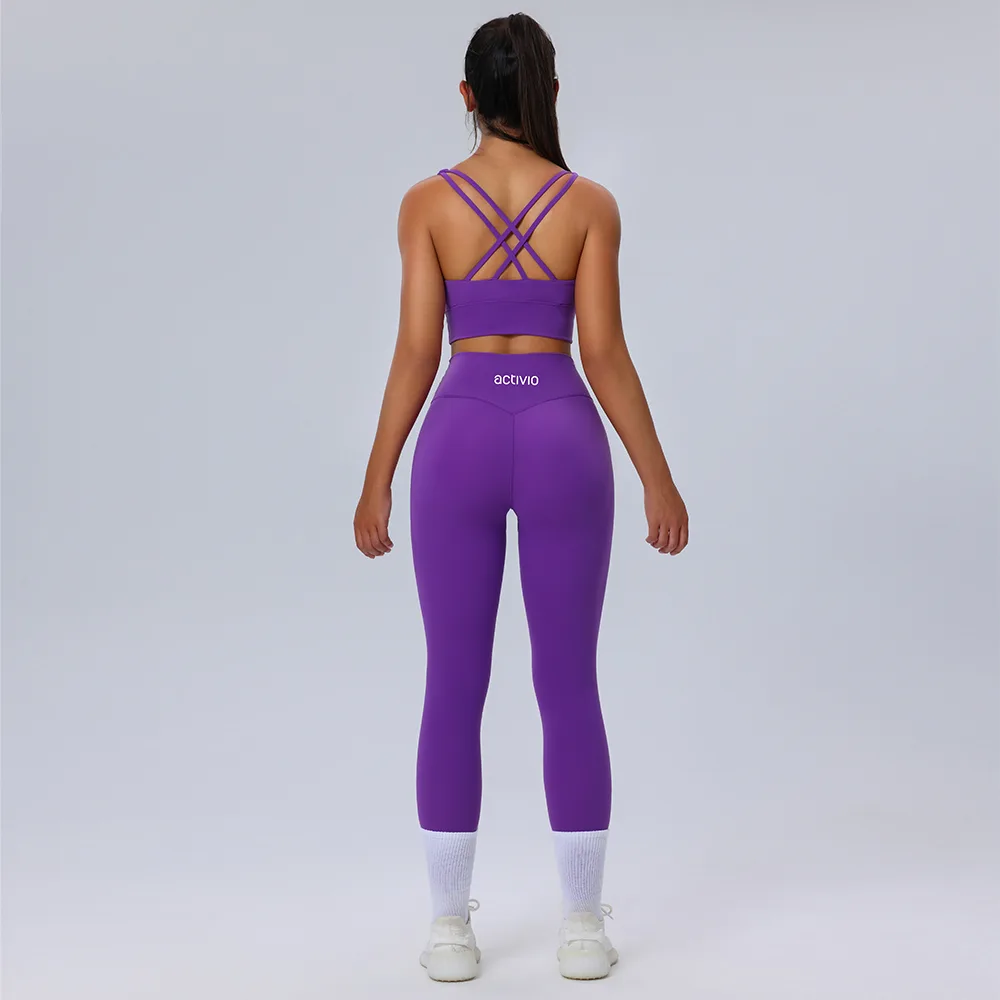purple-smooth-leggings-back