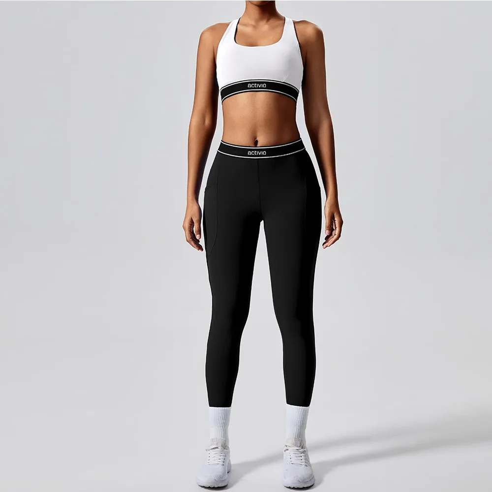 workout-black-and-white-set-2